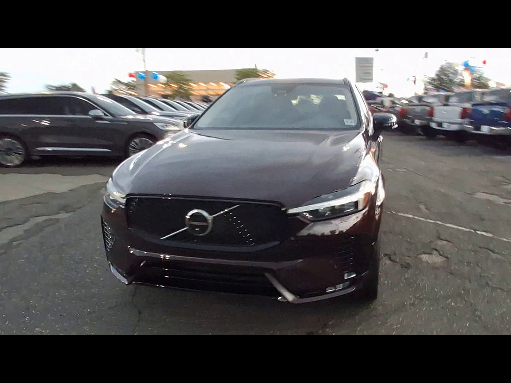 Used 2026 Volvo XC60 B5 Ultra w/ Climate Package AWD/4WD image 3