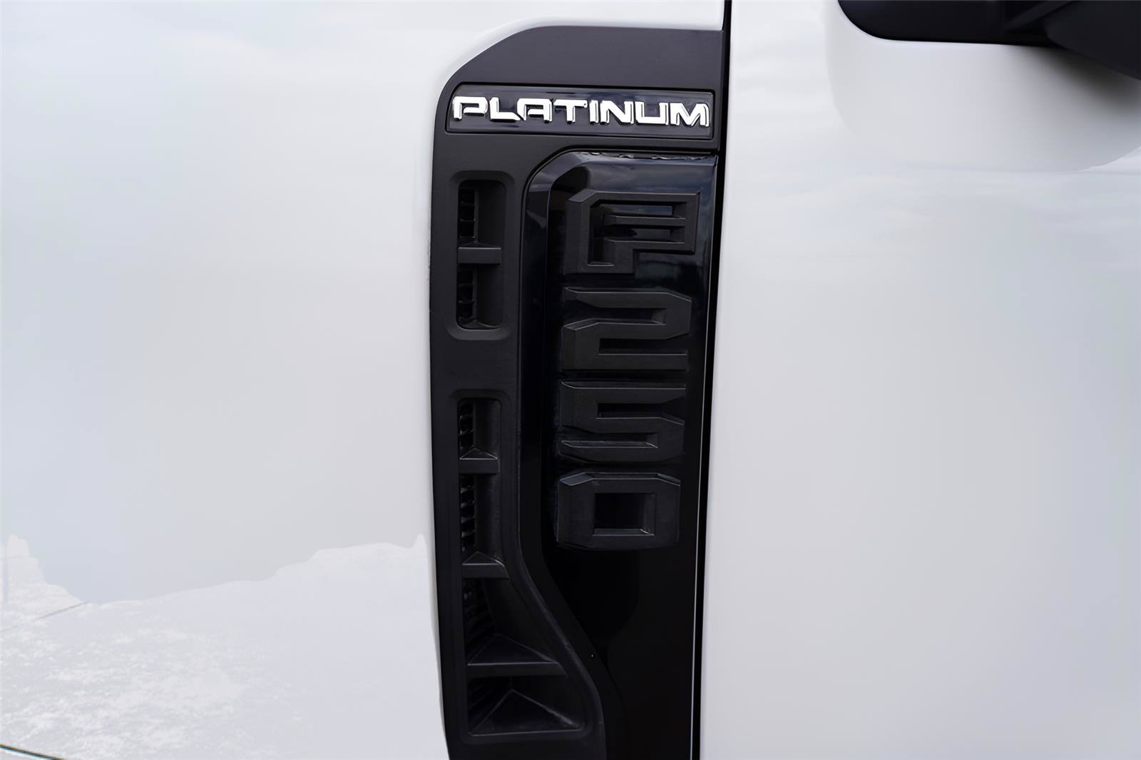 Certified 2025 Ford F250 Platinum AWD/4WD image 33