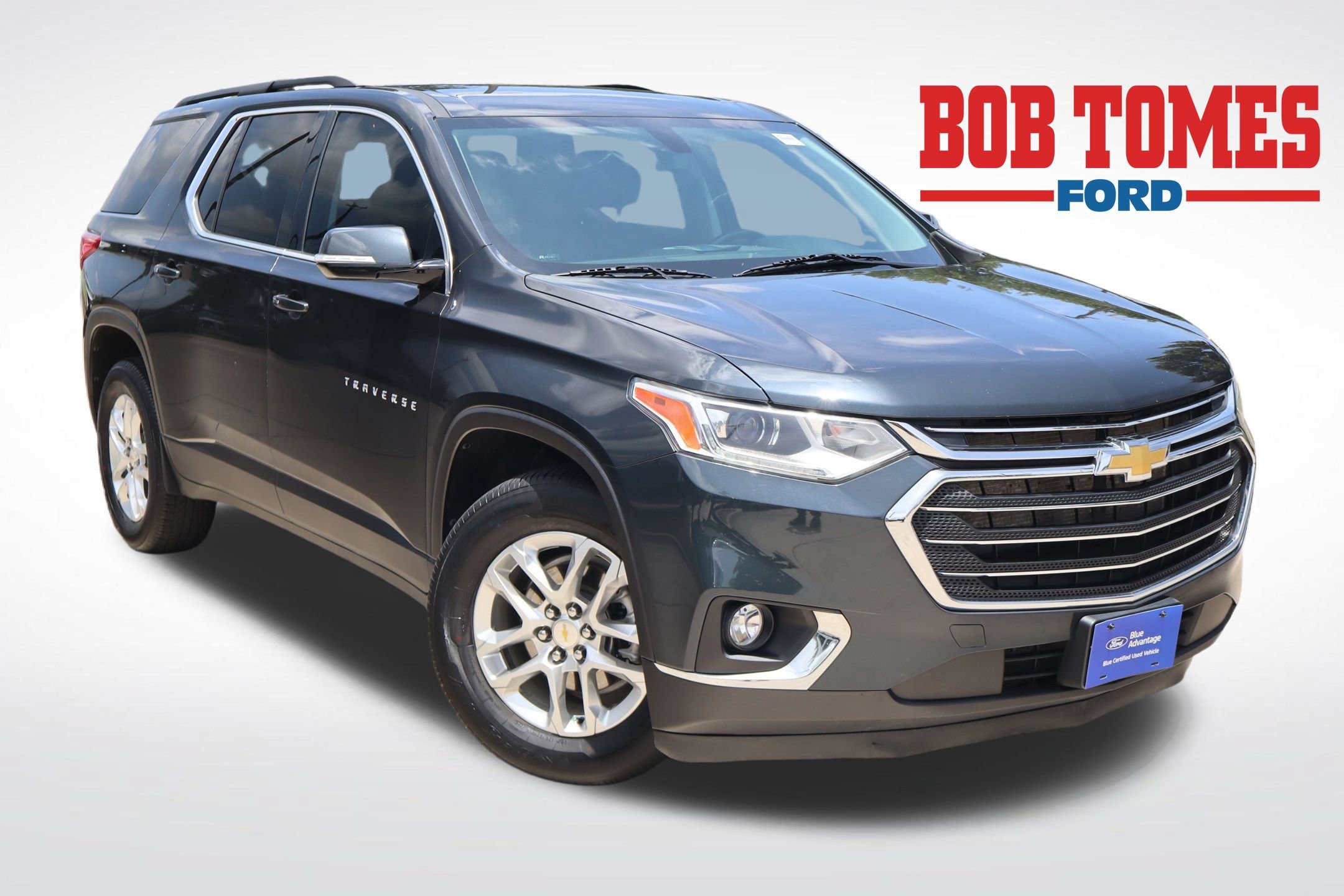Used 2020 Chevrolet Traverse LT FWD video 1