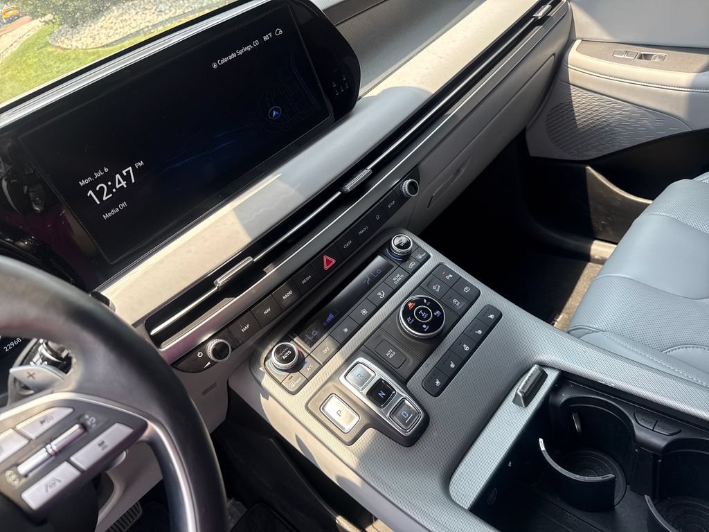 Used 2025 Hyundai Palisade SEL AWD/4WD image 17