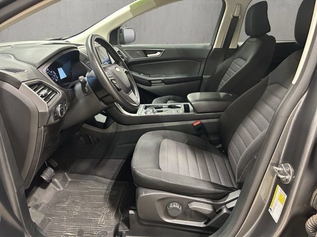 Certified 2024 Ford Edge SE w/ Black Appearance Package AWD/4WD image 12