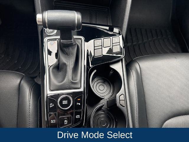 Used 2025 Kia Sportage SX image 25