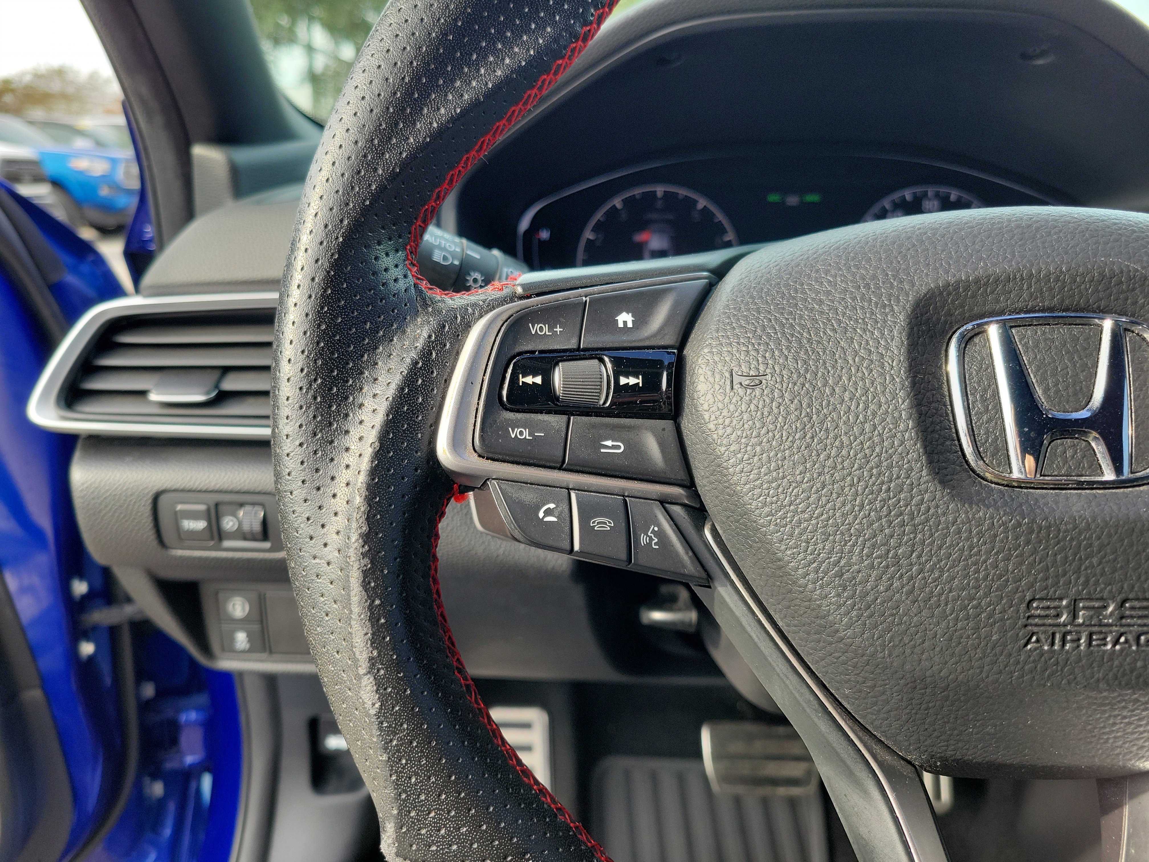 Used 2019 Honda Accord Sport image 12