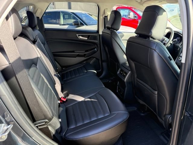 Certified 2024 Ford Edge SEL w/ Convenience Package AWD/4WD image 5