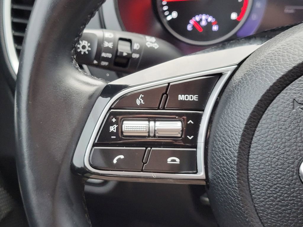 Used 2021 Kia Seltos SX w/ SX Sunroof Package image 29