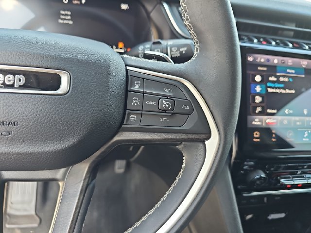 Used 2023 Jeep Grand Cherokee L Limited RWD image 21