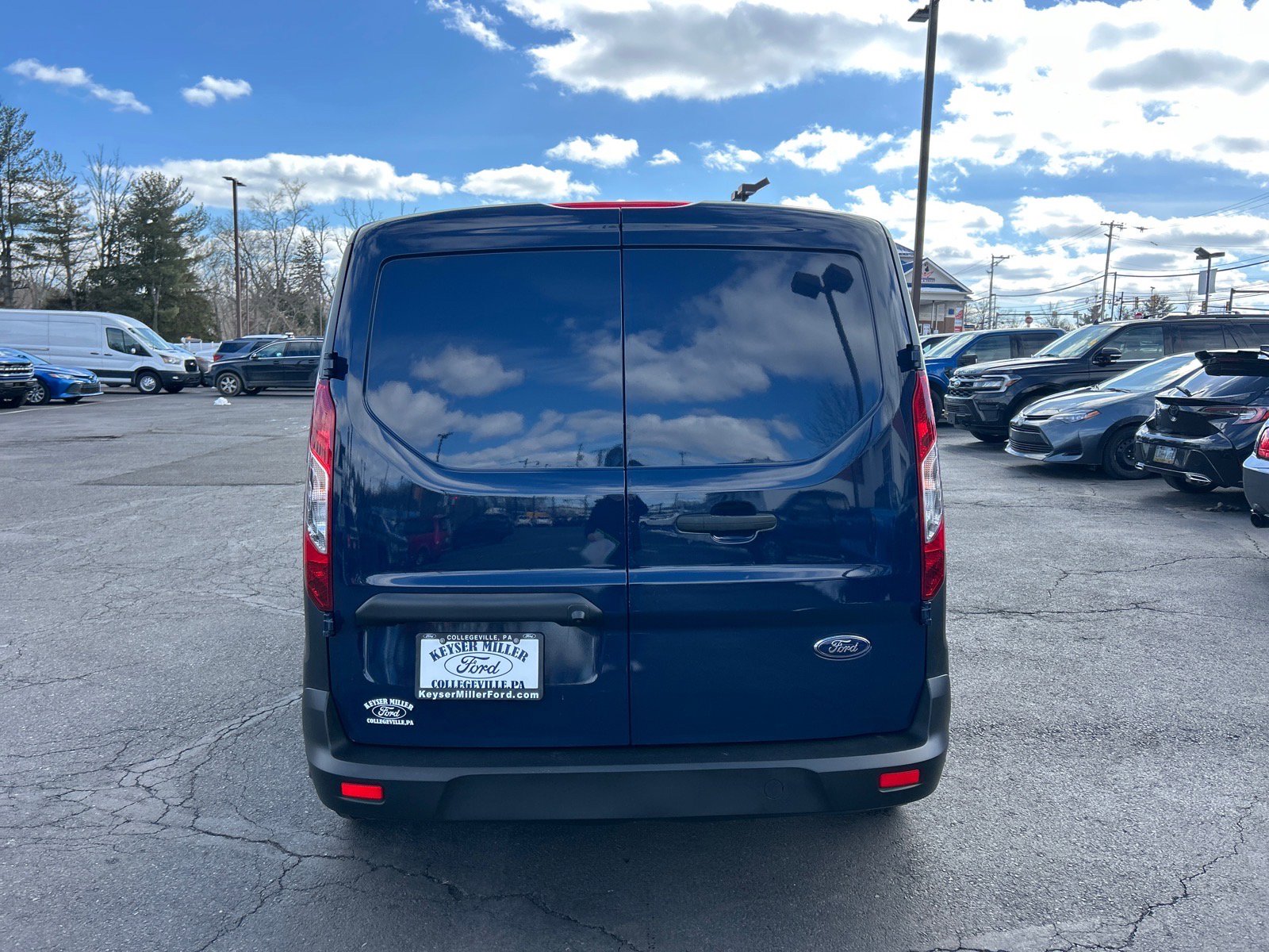 Certified 2023 Ford Transit Connect XL image 10