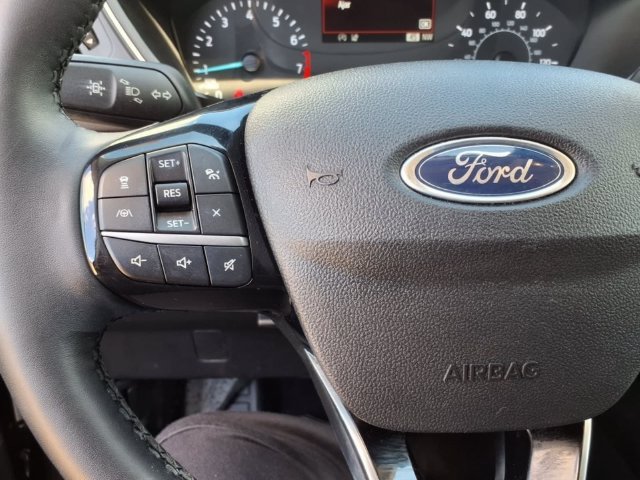 Certified 2022 Ford Escape SE w/ SE Sport Appearance Package FWD image 23