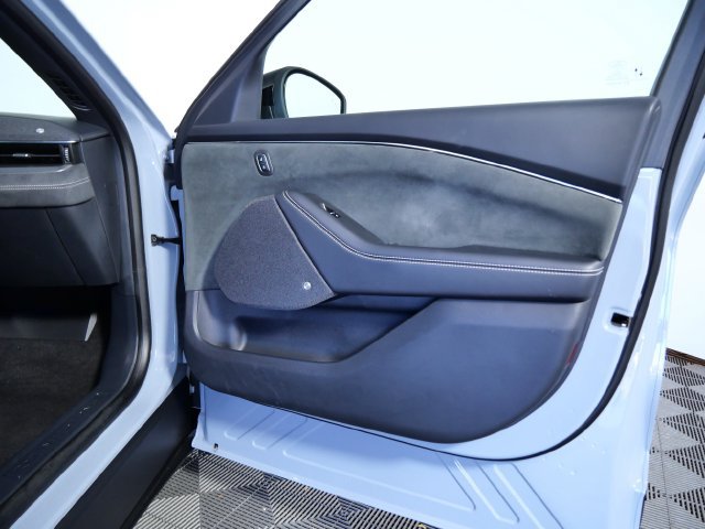 Certified 2025 Ford Mustang Mach-E GT AWD/4WD image 10