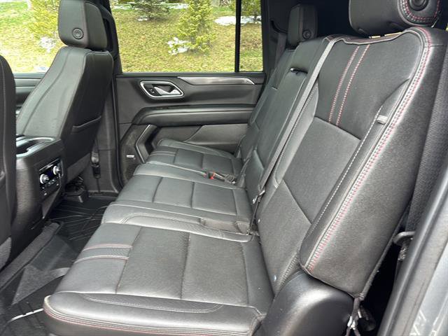 Used 2022 Chevrolet Suburban RST w/ Luxury Package image 16