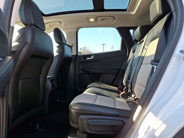 Certified 2022 Ford Escape Titanium w/ Titanium Elite Package image 10