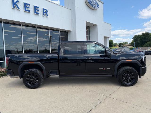 Used 2026 GMC Sierra 2500 AT4 w/ AT4 Premium Plus Package AWD/4WD image 9
