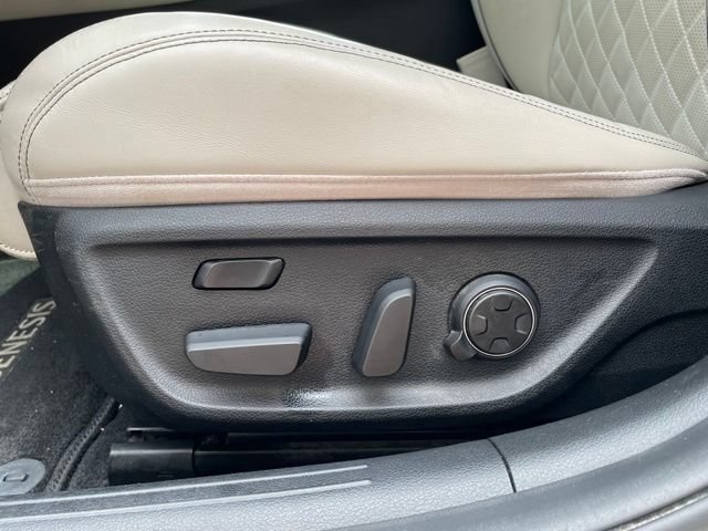 Used 2023 Genesis G70 3.3T w/ Sport Prestige Package AWD/4WD image 10
