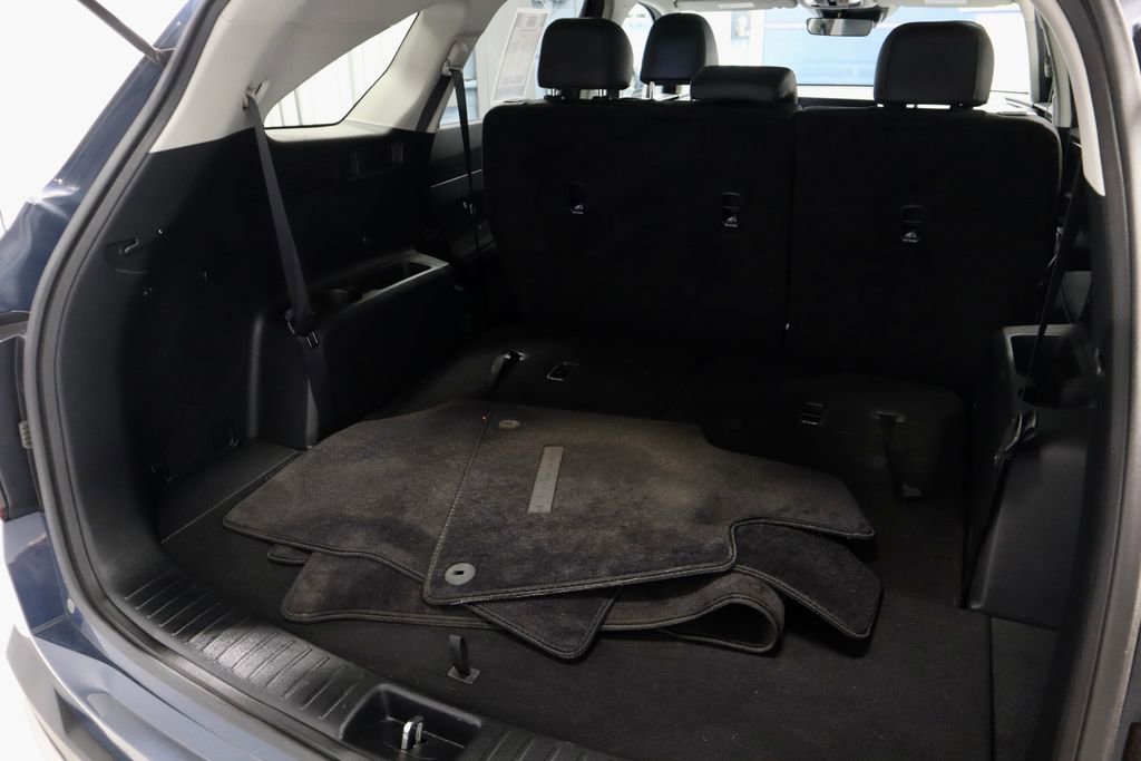 Used 2025 Kia Sorento S w/ Panoramic Sunroof Package FWD image 14