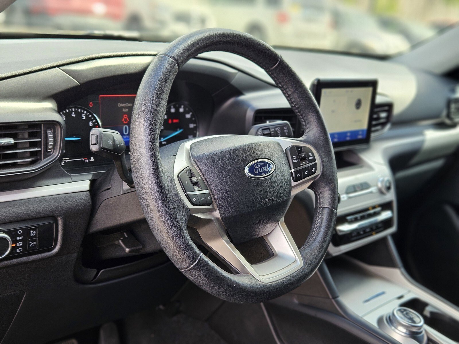 Certified 2024 Ford Explorer XLT image 20