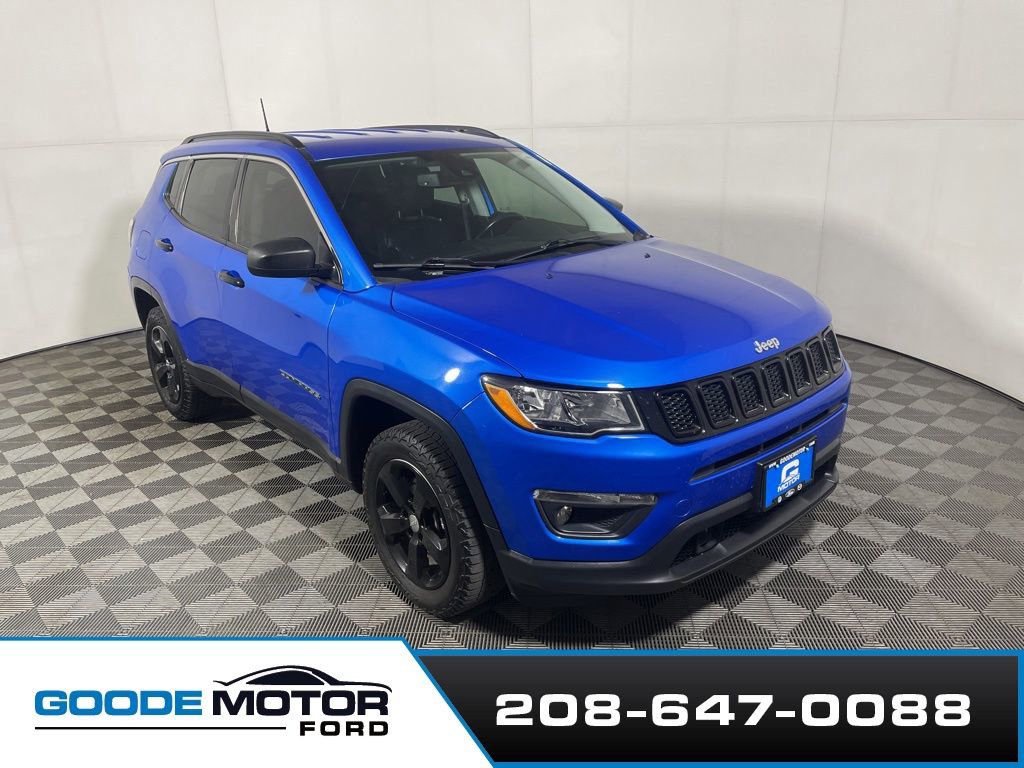 Used 2021 Jeep Compass Latitude w/ Driver Assistance Group AWD/4WD image 1