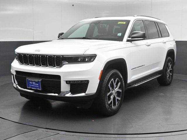 Used 2025 Jeep Grand Cherokee L Limited w/ Luxury Tech Group II AWD/4WD image 3