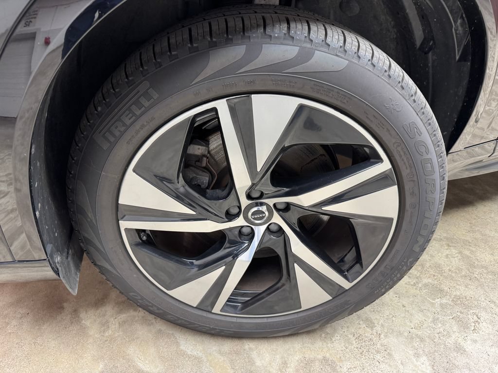 Used 2022 Volvo XC90 T8 R-Design w/ Advanced Package AWD/4WD image 31