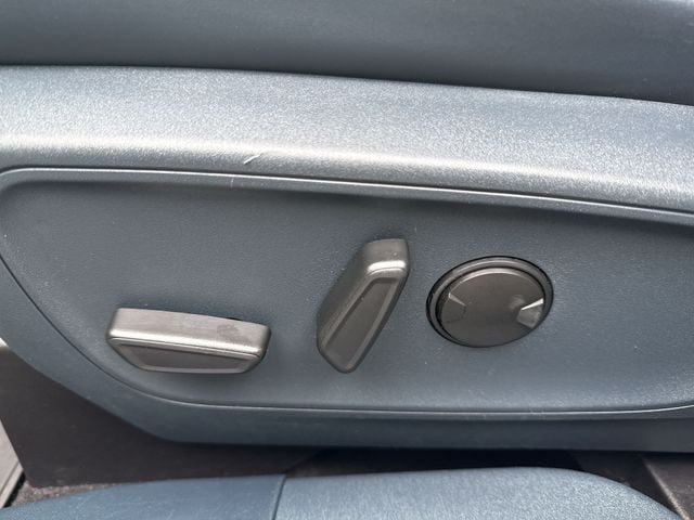 Certified 2023 Ford Maverick Lariat w/ Lariat Luxury Package AWD/4WD image 12