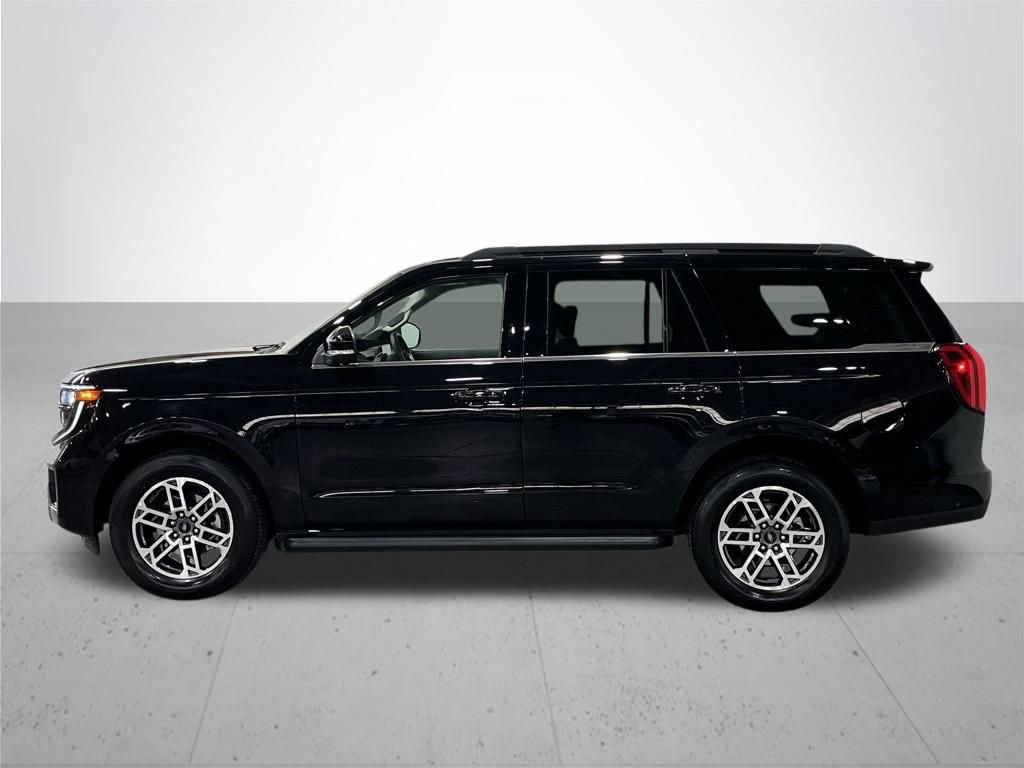 Certified 2025 Ford Expedition Active AWD/4WD image 17