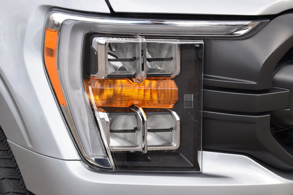Certified 2023 Ford F150 4x4 SuperCrew image 5