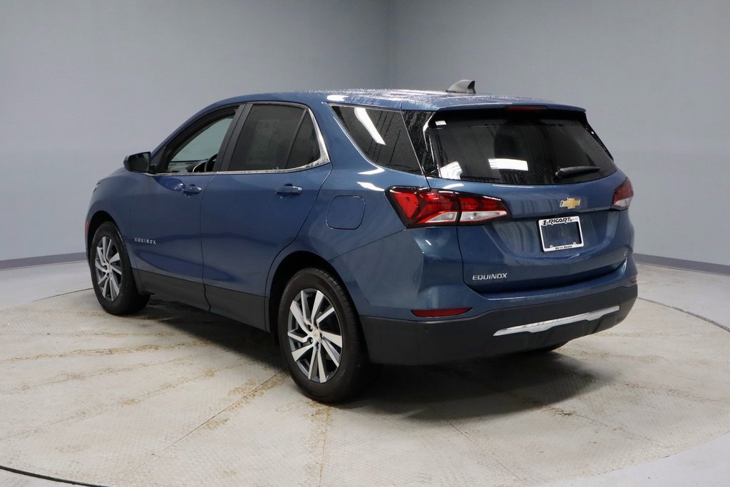 Used 2024 Chevrolet Equinox LT w/ LPO, Floor Liner Package image 3