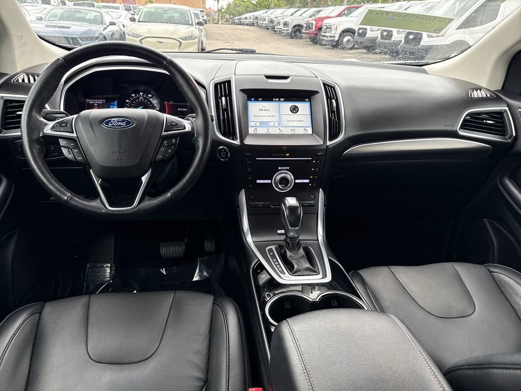 Certified 2018 Ford Edge Titanium image 8