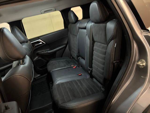 Used 2022 Mitsubishi Outlander SE FWD image 28