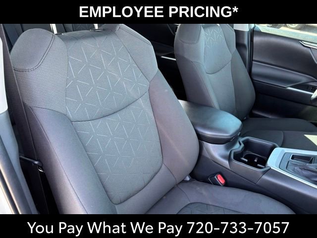 Used 2023 Toyota RAV4 XLE w/ Convenience Package FWD image 23