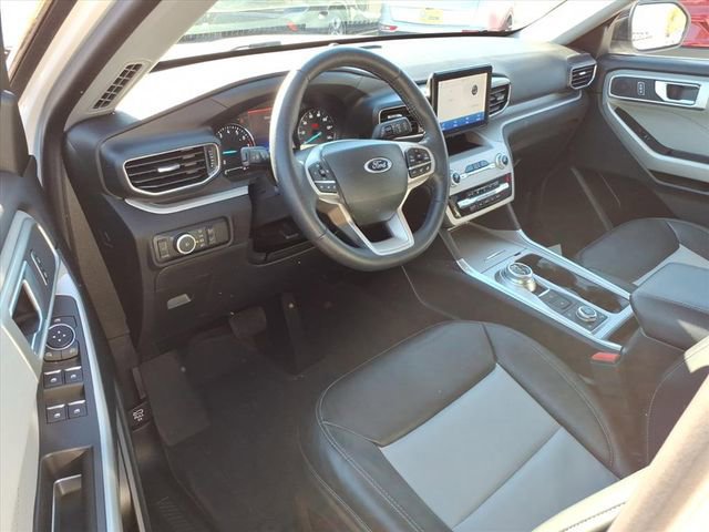 Certified 2023 Ford Explorer XLT w/ Equipment Group 202A image 21