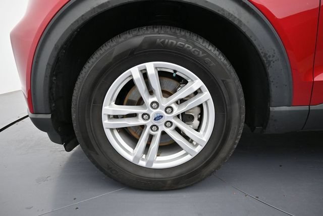 Certified 2023 Ford Explorer XLT RWD image 9