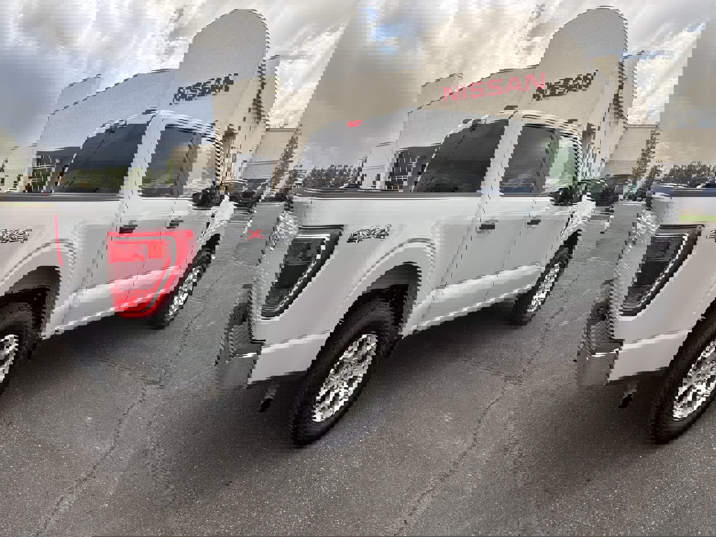 Certified 2023 Ford F150 XLT image 5