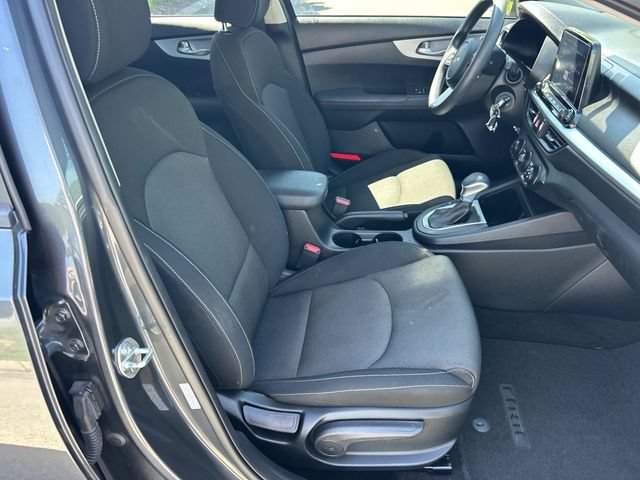 Used 2024 Kia Forte LXS FWD image 25
