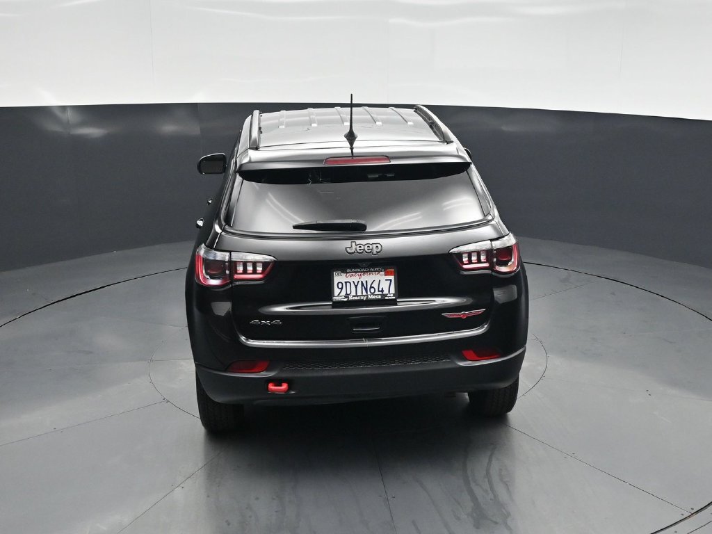 Used 2022 Jeep Compass Trailhawk AWD/4WD image 36