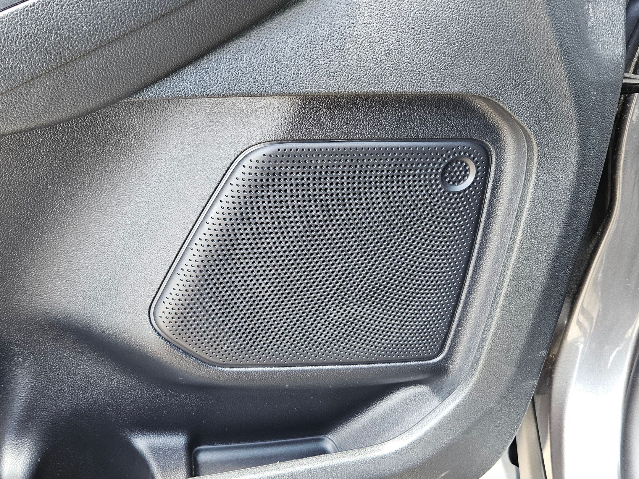 Certified 2025 Ford Escape SE FWD image 15