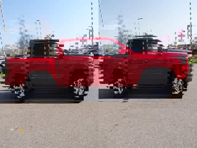 Used 2024 Nissan Frontier SV w/ Technology Package image 4