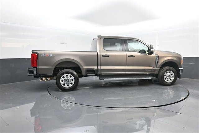 Certified 2023 Ford F350 XLT image 8