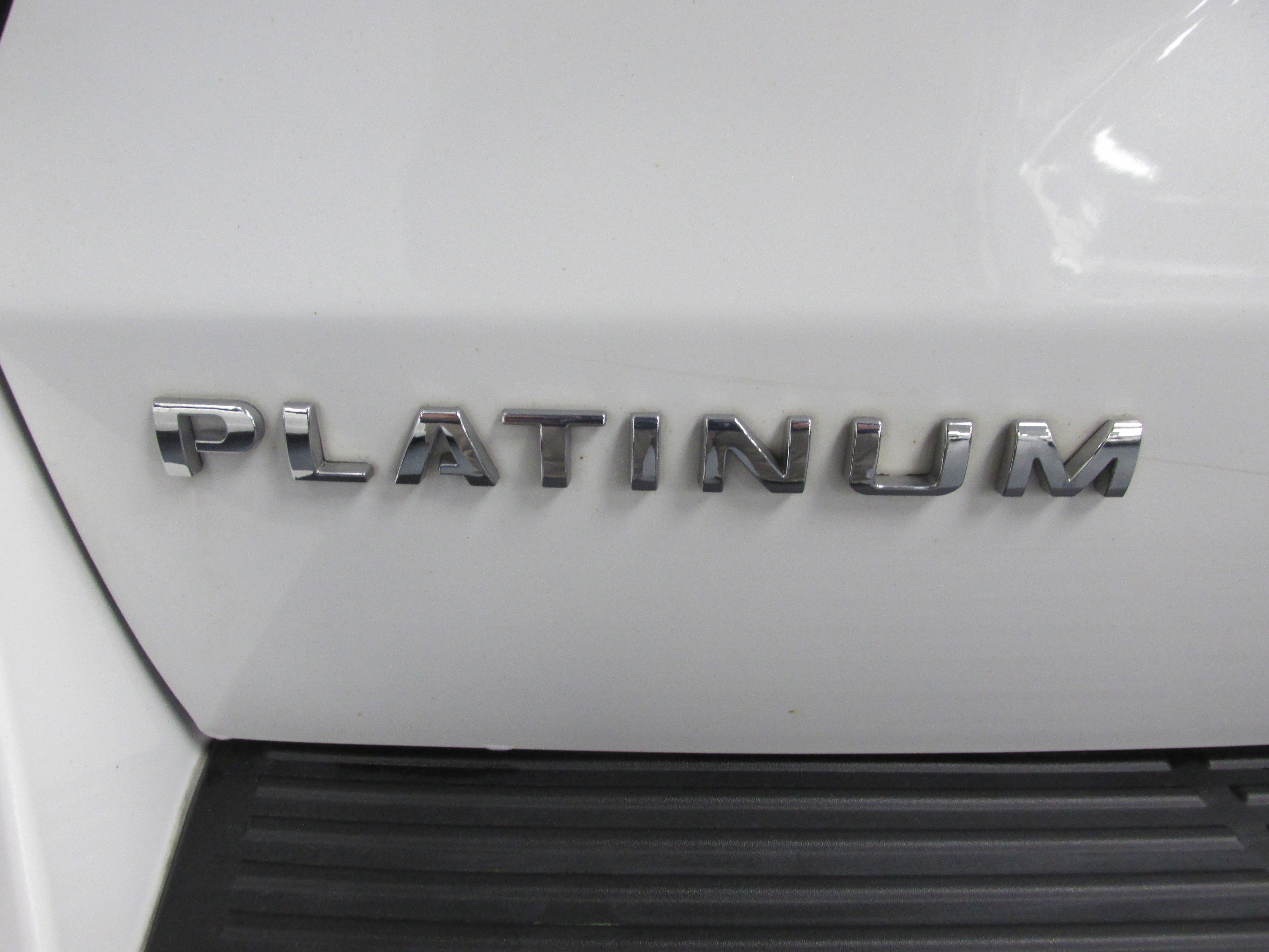 Certified 2020 Ford Expedition Max Platinum image 19