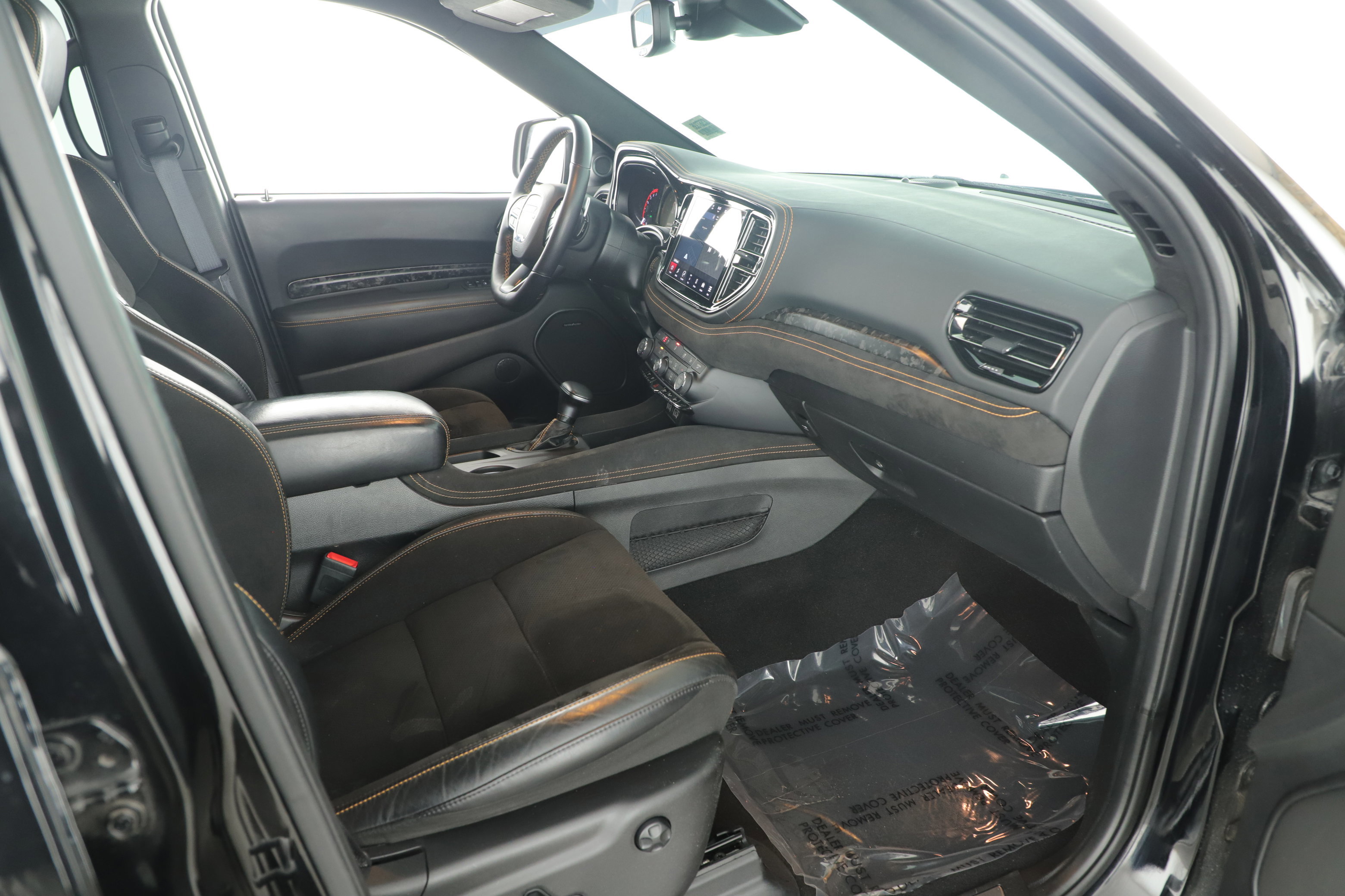 Used 2023 Dodge Durango R/T w/ Hemi Orange Plus Package image 16