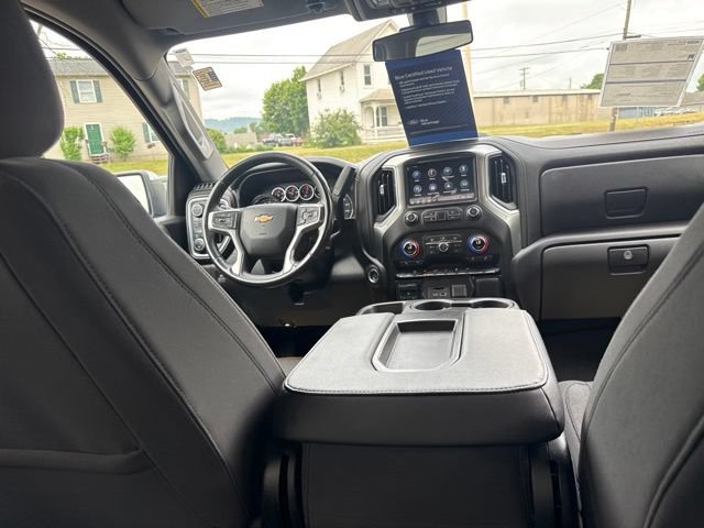 Used 2021 Chevrolet Silverado 1500 LT w/ Z71 Off-Road Package AWD/4WD image 34