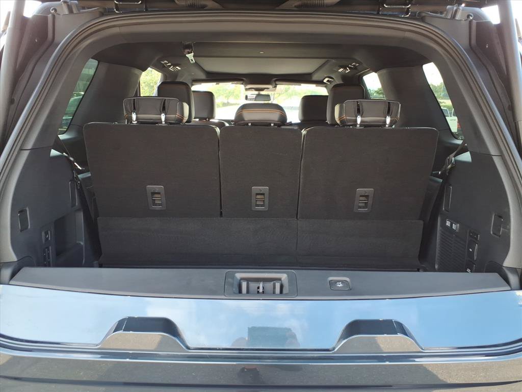 Certified 2025 Ford Expedition Tremor AWD/4WD image 8