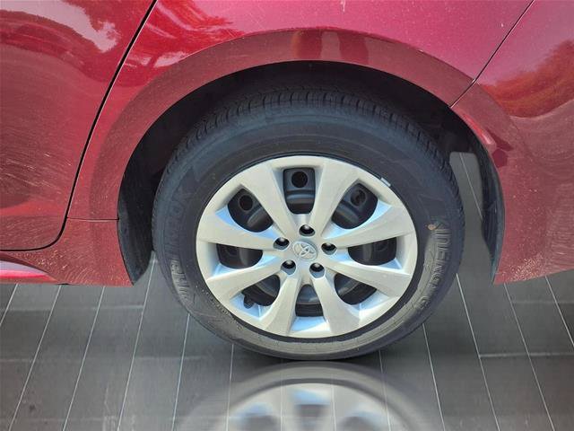 Used 2025 Toyota Corolla LE FWD image 17