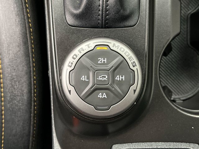 Certified 2022 Ford Bronco Badlands AWD/4WD image 16