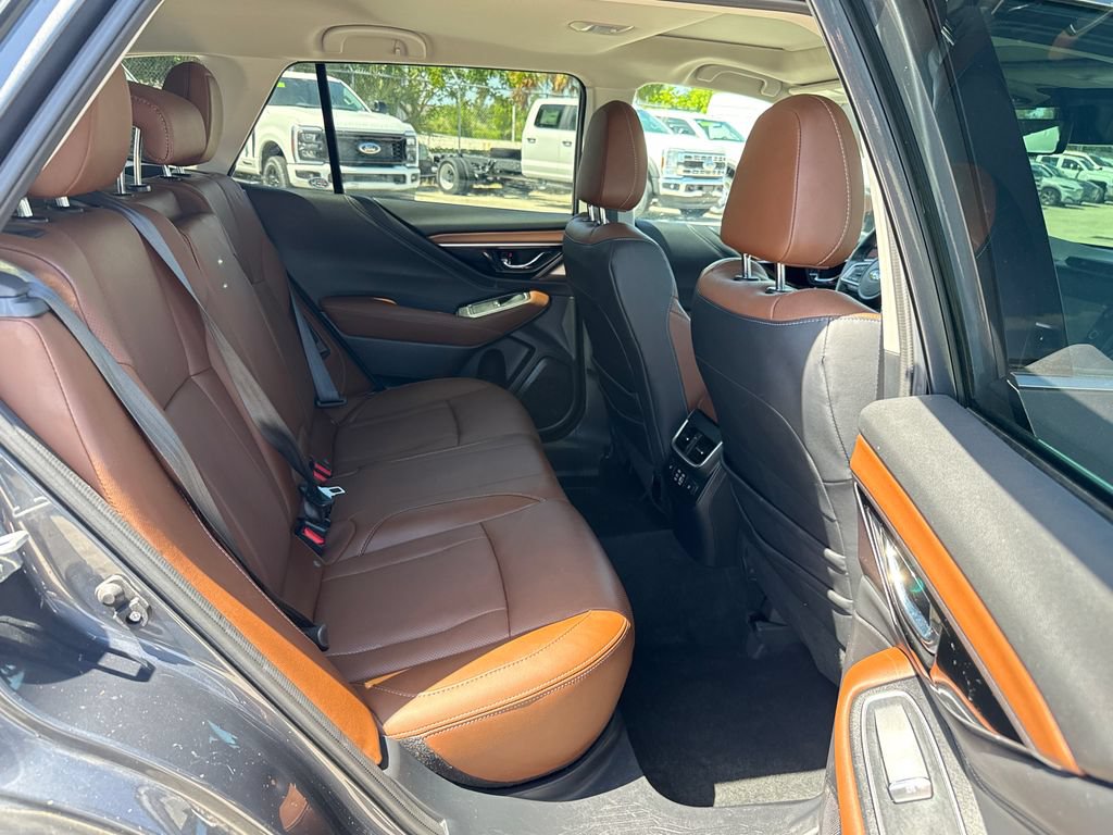 Used 2023 Subaru Outback Touring AWD/4WD image 27