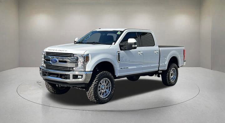 Certified 2018 Ford F250 Lariat w/ Lariat Value Package image 4