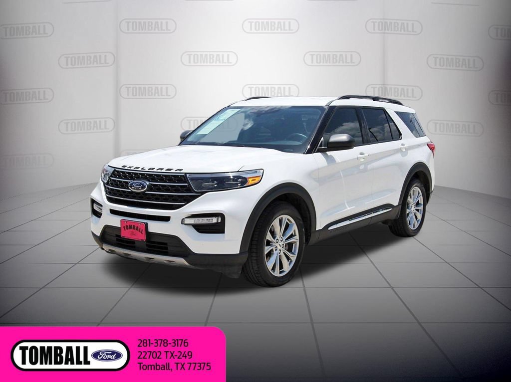 Certified 2023 Ford Explorer XLT w/ Equipment Group 202A RWD image 3