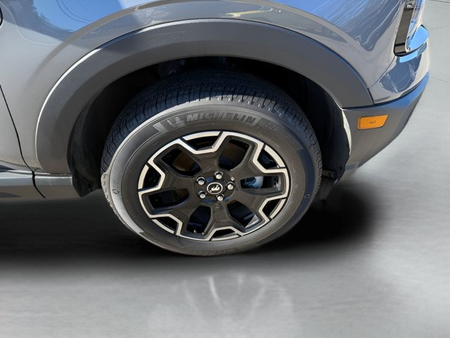 Certified 2025 Ford Bronco Sport Outer Banks w/ Outer Banks Tech Package+ AWD/4WD image 32