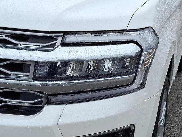 Certified 2022 Ford Expedition Max Platinum image 9