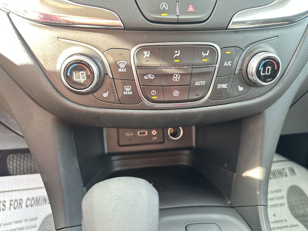 Used 2024 Chevrolet Equinox LT image 21