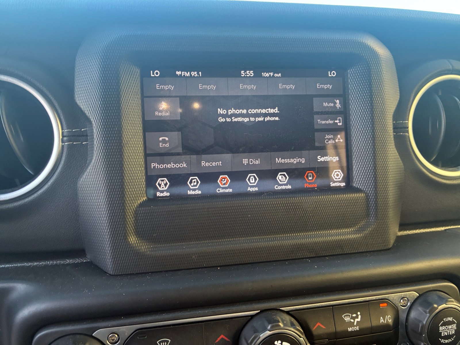 Used 2021 Jeep Wrangler Unlimited Sahara w/ Safety Group image 20